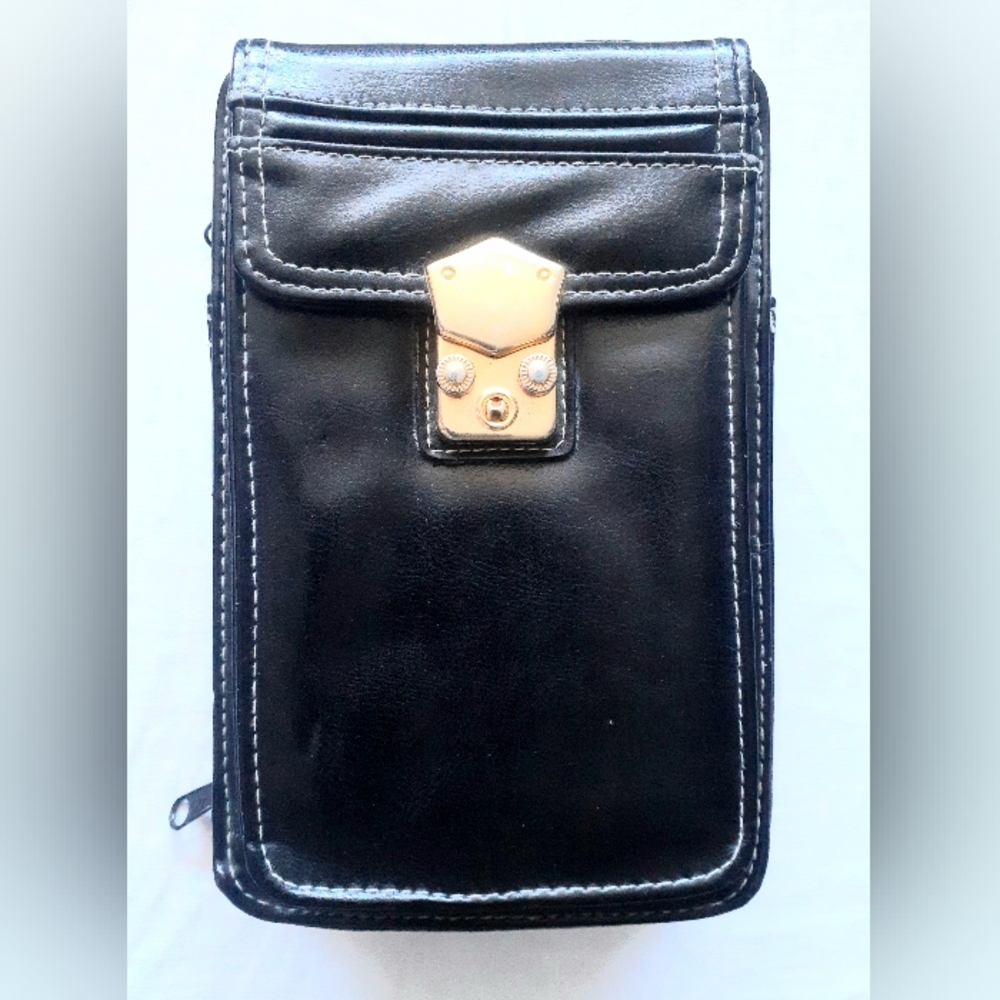 Heys Black Leather Wallet Bag